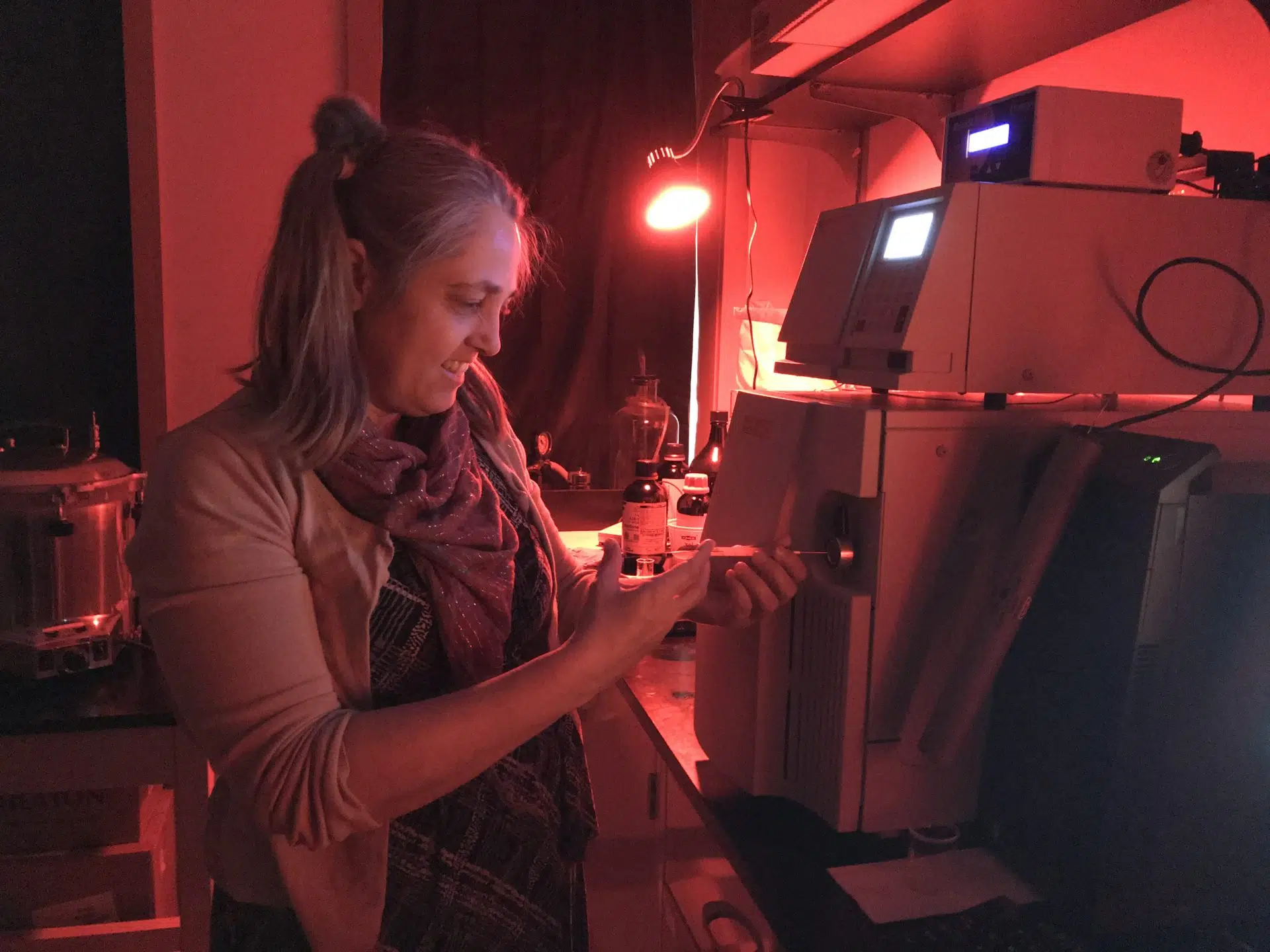 Measuring fall color using High pressure liquid chromatography